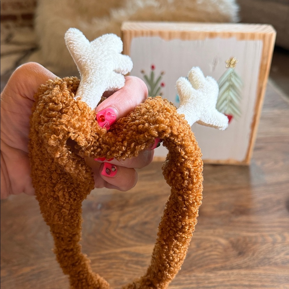 Brown Fuzzy Kids Headband with Antler Design - Picture 11 of 16